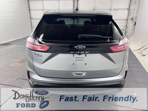 Used 2023 Ford Edge SEL image 7