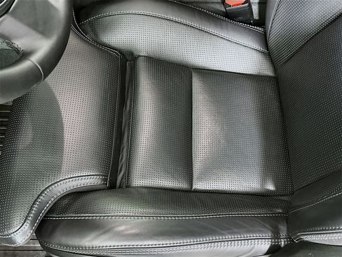 Used 2024 Volvo XC60 T8 Ultimate w/ Protection Package Premier image 20