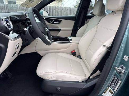 New 2026 Mercedes-Benz GLC 300 4MATIC image 9