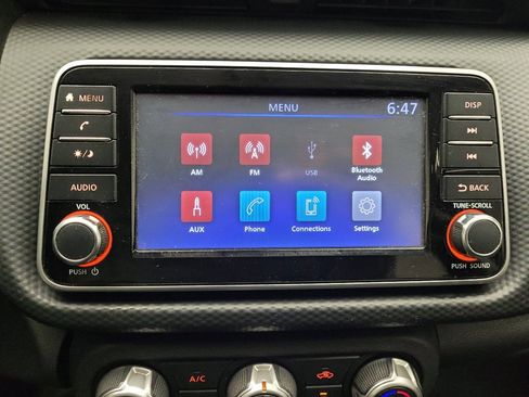 Used 2022 Nissan Kicks S FWD image 25