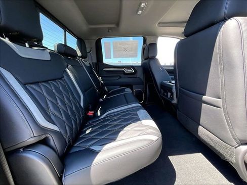 New 2026 Chevrolet Silverado 1500 RST AWD/4WD image 25