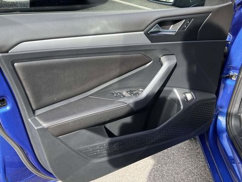 Certified 2022 Volkswagen Jetta Sport image 16