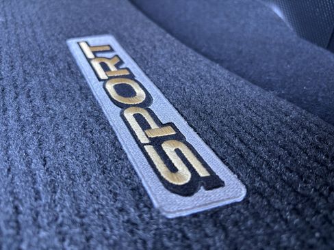 Used 2022 Subaru Crosstrek 2.5i Sport w/ Moonroof Package image 15