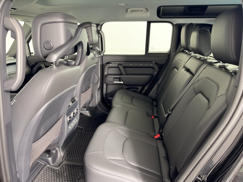 New 2026 Land Rover Defender 110 S AWD/4WD image 25
