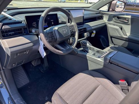 New 2026 Toyota RAV4 SE w/ Convenience Package AWD/4WD image 11