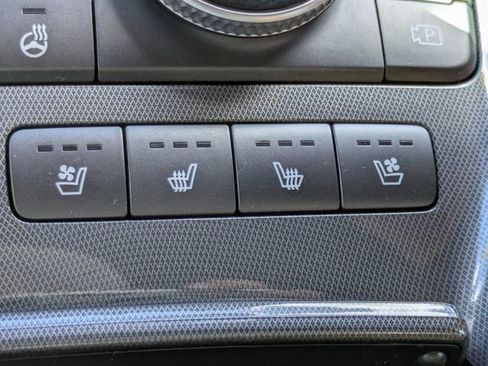 Certified 2022 Hyundai Santa Fe Calligraphy image 34