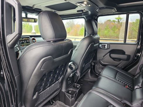 Used 2023 Jeep Gladiator Mojave w/ LED Lighting Group image 11