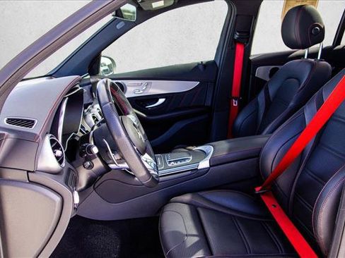 Used 2022 Mercedes-Benz GLC 43 AMG 4MATIC image 11
