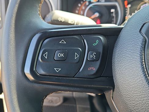 Used 2024 Jeep Wrangler Unlimited Sport AWD/4WD image 21