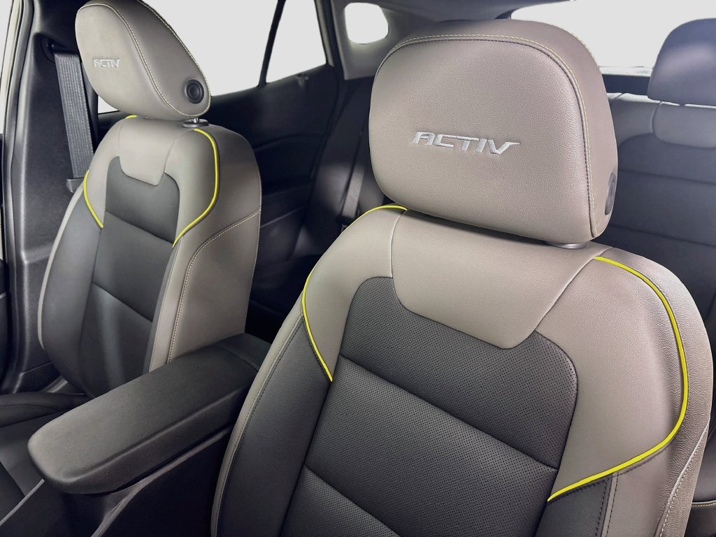 Certified 2026 Chevrolet Trax ACTIV w/ Sunroof Package FWD image 23
