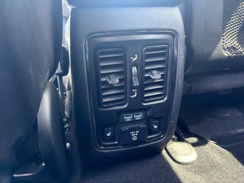Used 2020 Dodge Durango GT AWD/4WD image 32