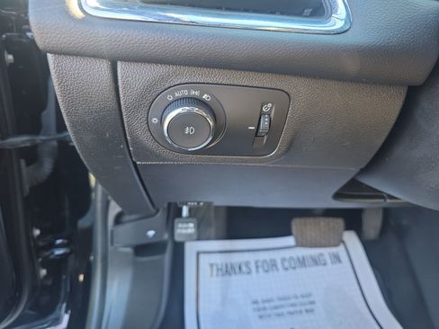 Used 2017 Chevrolet Cruze Premier image 23