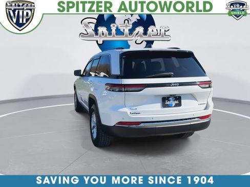 Used 2023 Jeep Grand Cherokee Laredo w/ Luxury Tech Group I AWD/4WD image 8