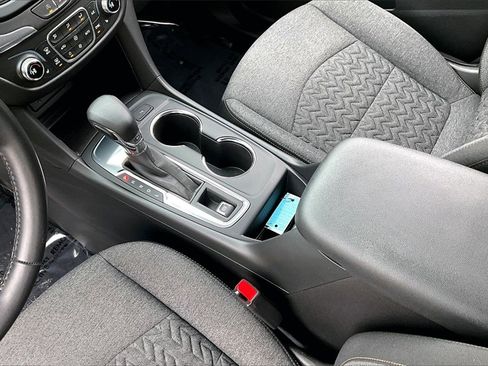 Used 2022 Chevrolet Equinox LT image 15