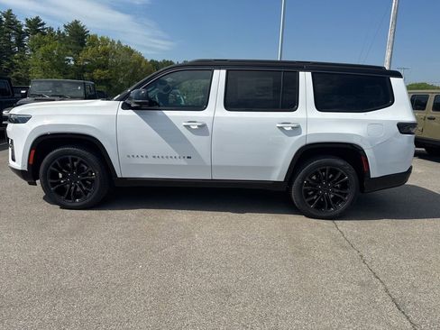 New 2026 Jeep Grand Wagoneer Summit AWD/4WD image 2