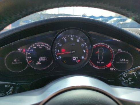 Used 2018 Porsche Panamera 4 image 21