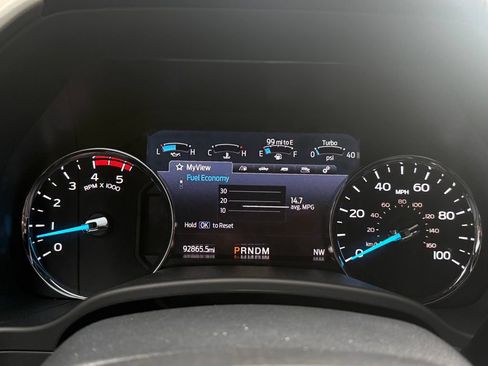 Used 2022 Ford F250 Lariat w/ Black Appearance Package AWD/4WD image 49