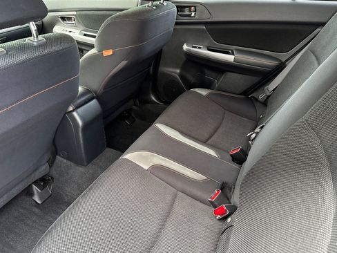 Used 2017 Subaru Crosstrek 2.0i Premium AWD/4WD image 12