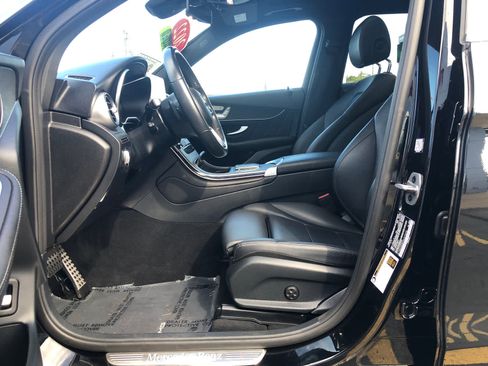 Used 2022 Mercedes-Benz GLC 300 4MATIC image 30