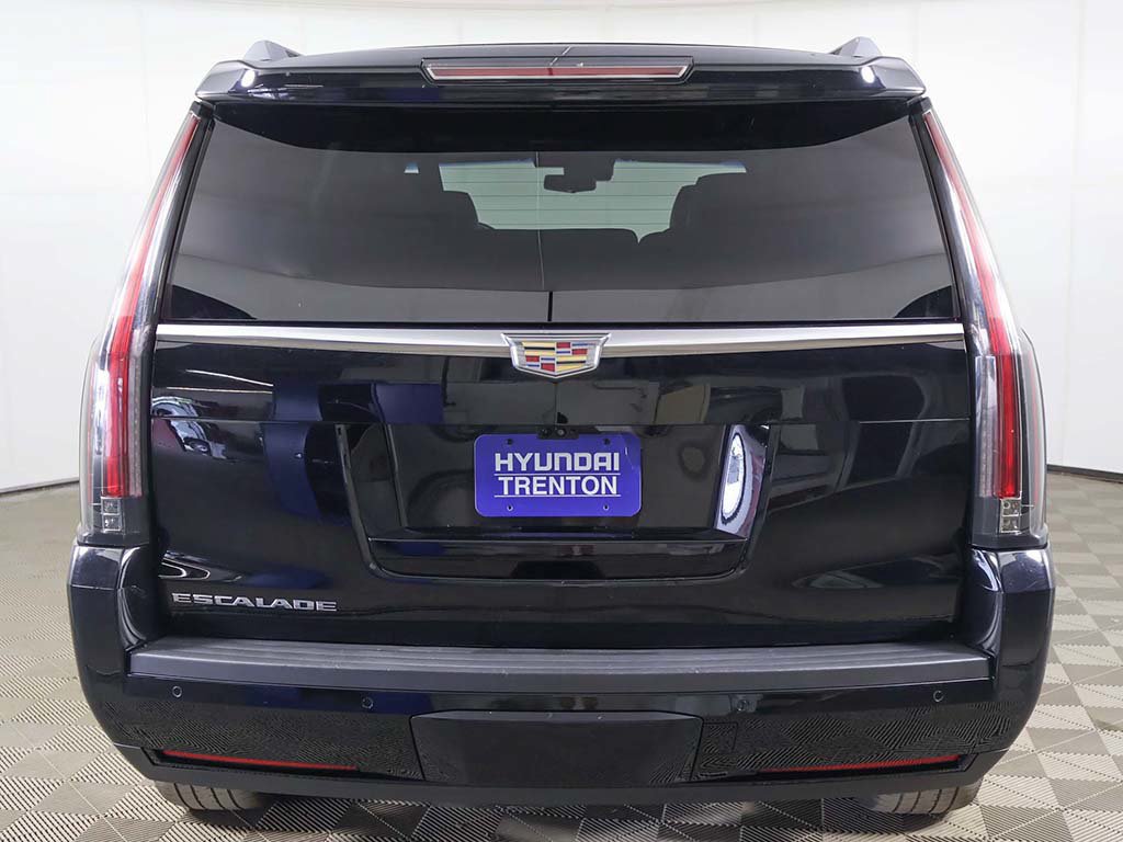 Used 2020 Cadillac Escalade Platinum AWD/4WD image 20