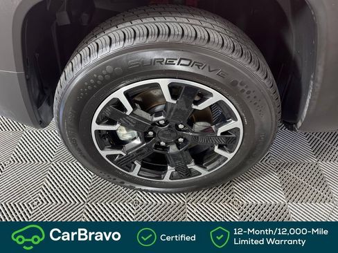 Used 2023 Jeep Renegade Trailhawk AWD/4WD image 15