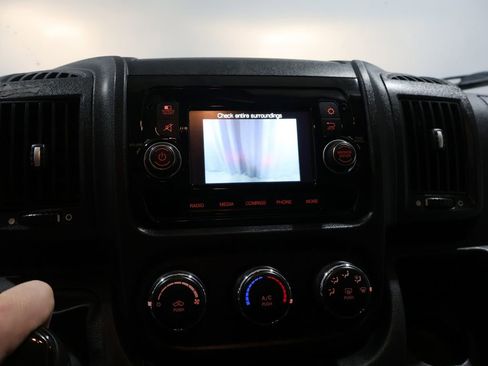 Used 2018 RAM ProMaster 3500 w/ Premium Appearance Group image 7