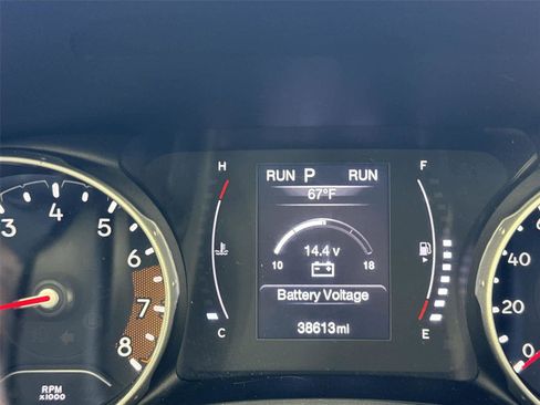 Used 2021 Jeep Compass Latitude image 29