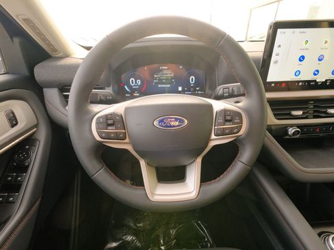 New 2026 Ford Explorer Active w/ Active Comfort Package image 37