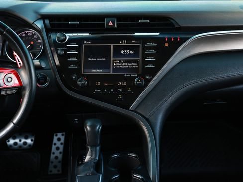 Used 2018 Toyota Camry SE w/ Audio Package image 43