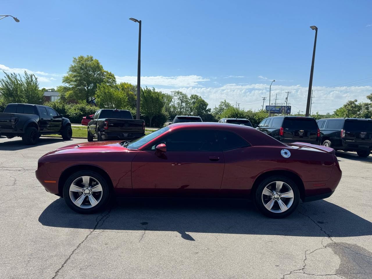 Used 2019 Dodge Challenger SXT RWD image 6