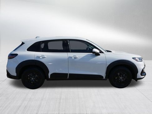 Used 2024 Honda HR-V EX-L image 8