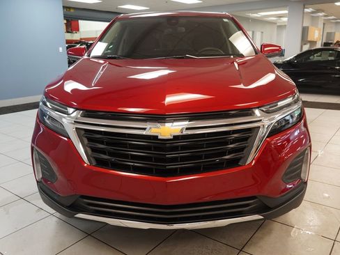 Used 2024 Chevrolet Equinox LT w/ LPO, Floor Liner Package AWD/4WD image 17