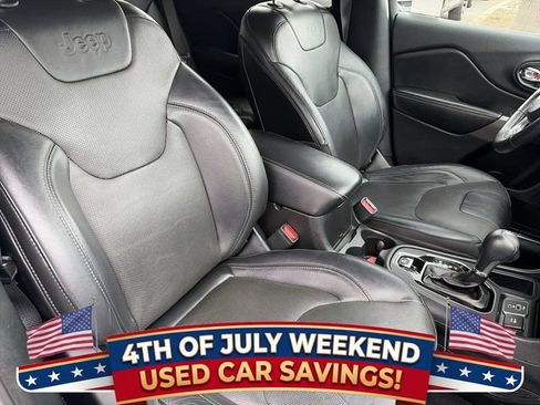 Used 2020 Jeep Cherokee Limited FWD image 11