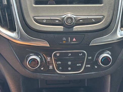 Certified 2024 Chevrolet Equinox LT w/ LPO, Floor Liner Package FWD image 22