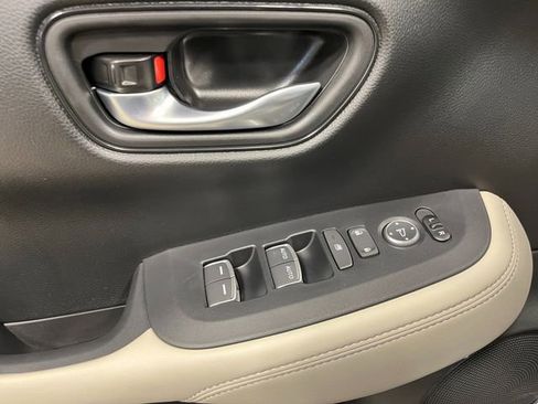 New 2026 Honda HR-V EX-L image 13