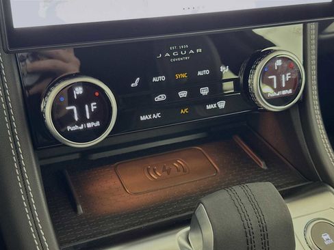 New 2026 Jaguar F-PACE R-Dynamic S image 15