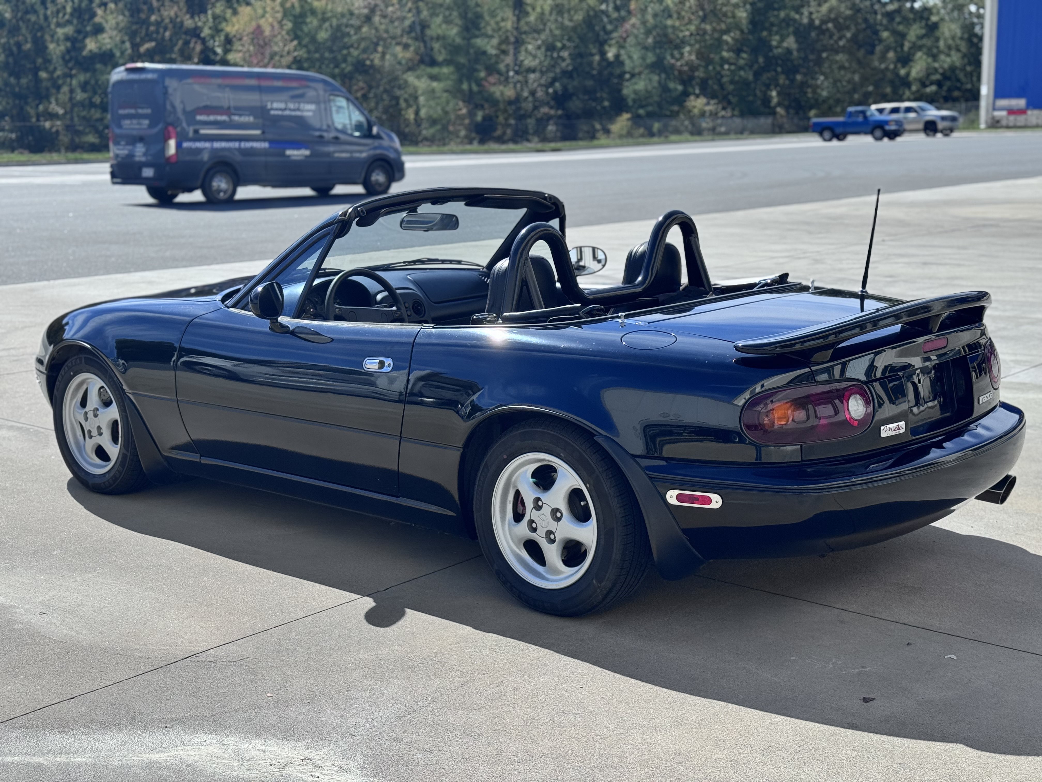 Used 1996 MAZDA MX-5 Miata RWD image 13