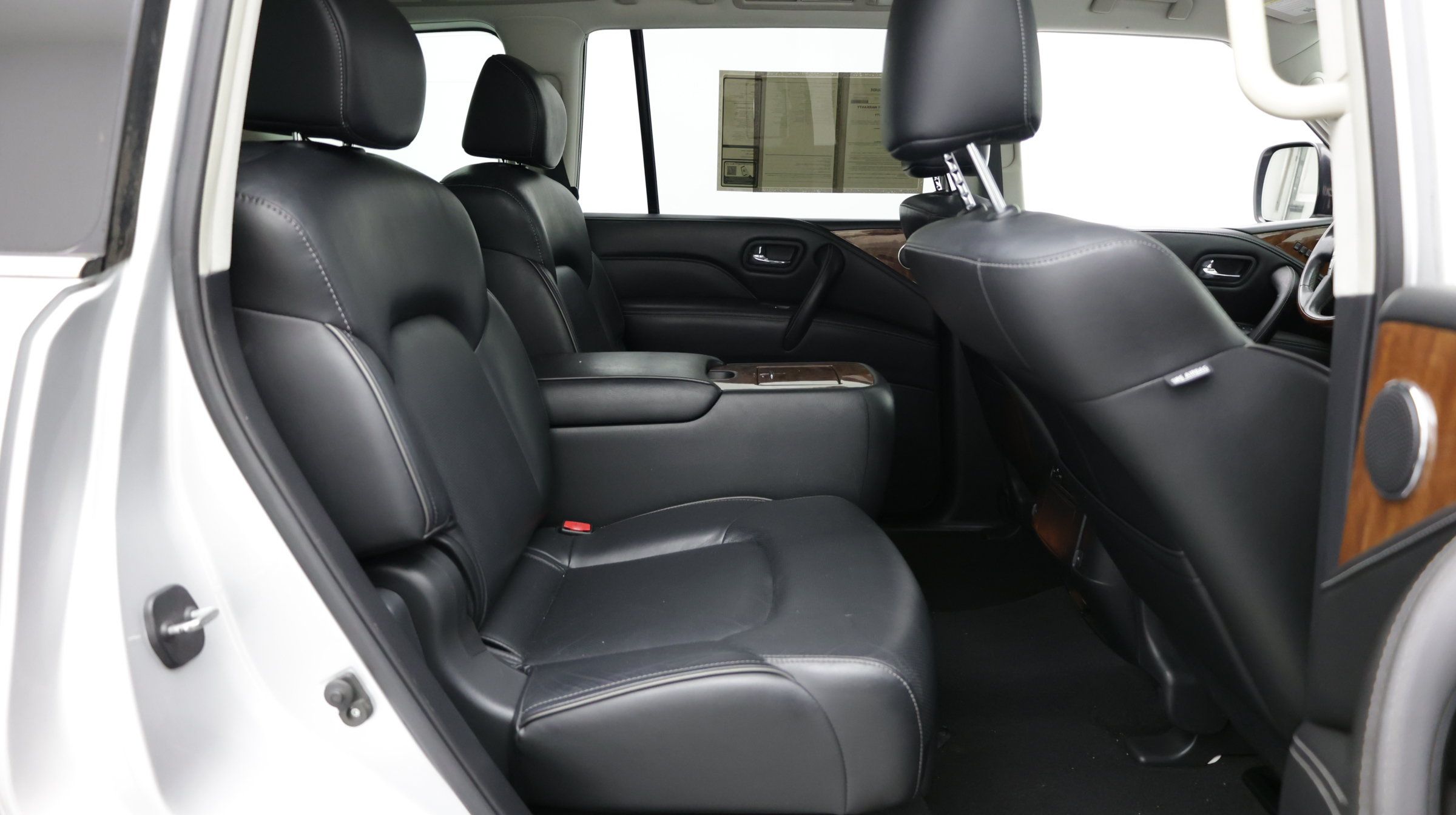 Used 2018 INFINITI QX80 4WD w/ Driver Assistance Package image 45