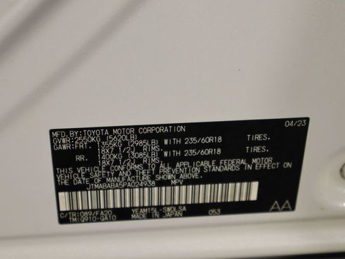 Used 2023 Subaru Solterra AWD image 37
