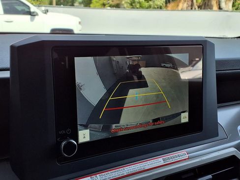 Certified 2025 Toyota Tacoma SR5 image 8