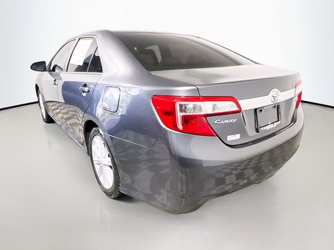 Used 2012 Toyota Camry XLE image 8