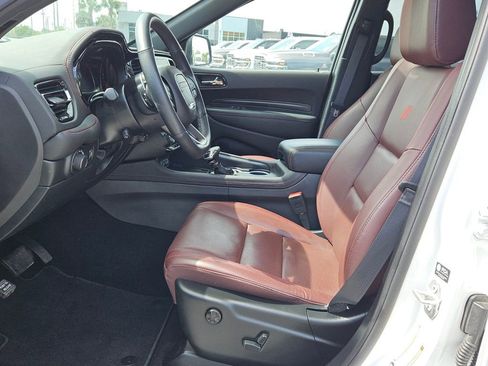Used 2025 Dodge Durango GT AWD/4WD image 10