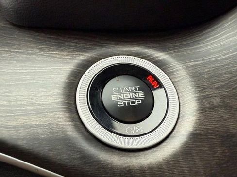 New 2025 Jeep Grand Cherokee L Limited image 25