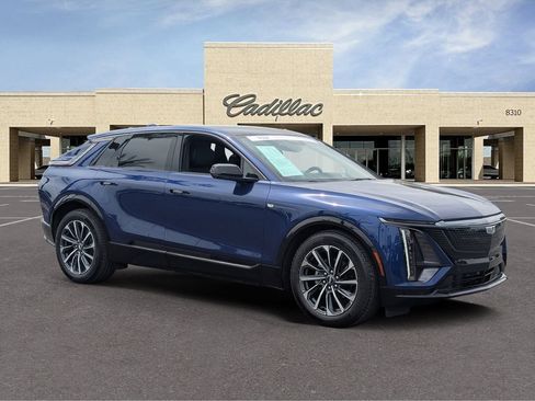 Certified 2024 Cadillac Lyriq Sport RWD image 7