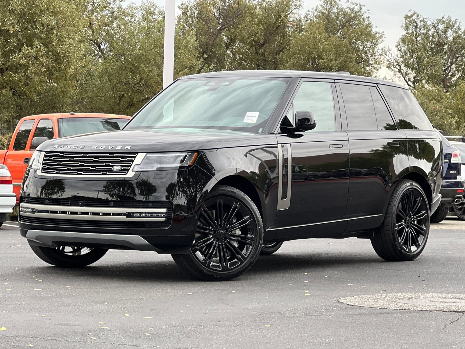 New 2026 Land Rover Range Rover SE AWD/4WD image 1