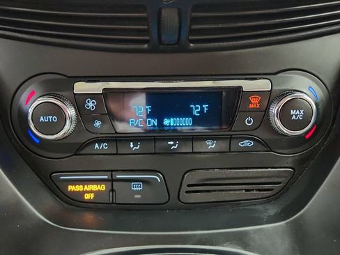 Used 2016 Ford Escape SE w/ Equipment Group 201A AWD/4WD image 16