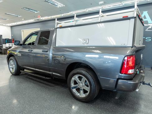 Used 2018 RAM 1500 Express RWD image 8