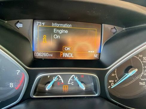Used 2018 Ford Focus SE w/ Cold Weather Package FWD image 15