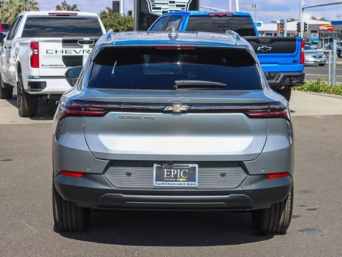 Used 2026 Chevrolet Equinox EV LT image 3
