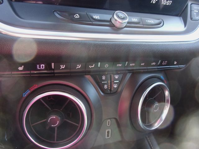 Used 2024 Chevrolet Blazer LT AWD/4WD image 21